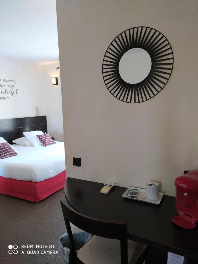 Hotel Le Synaya 3*