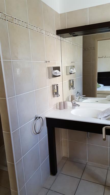 Le Synaya Hotel