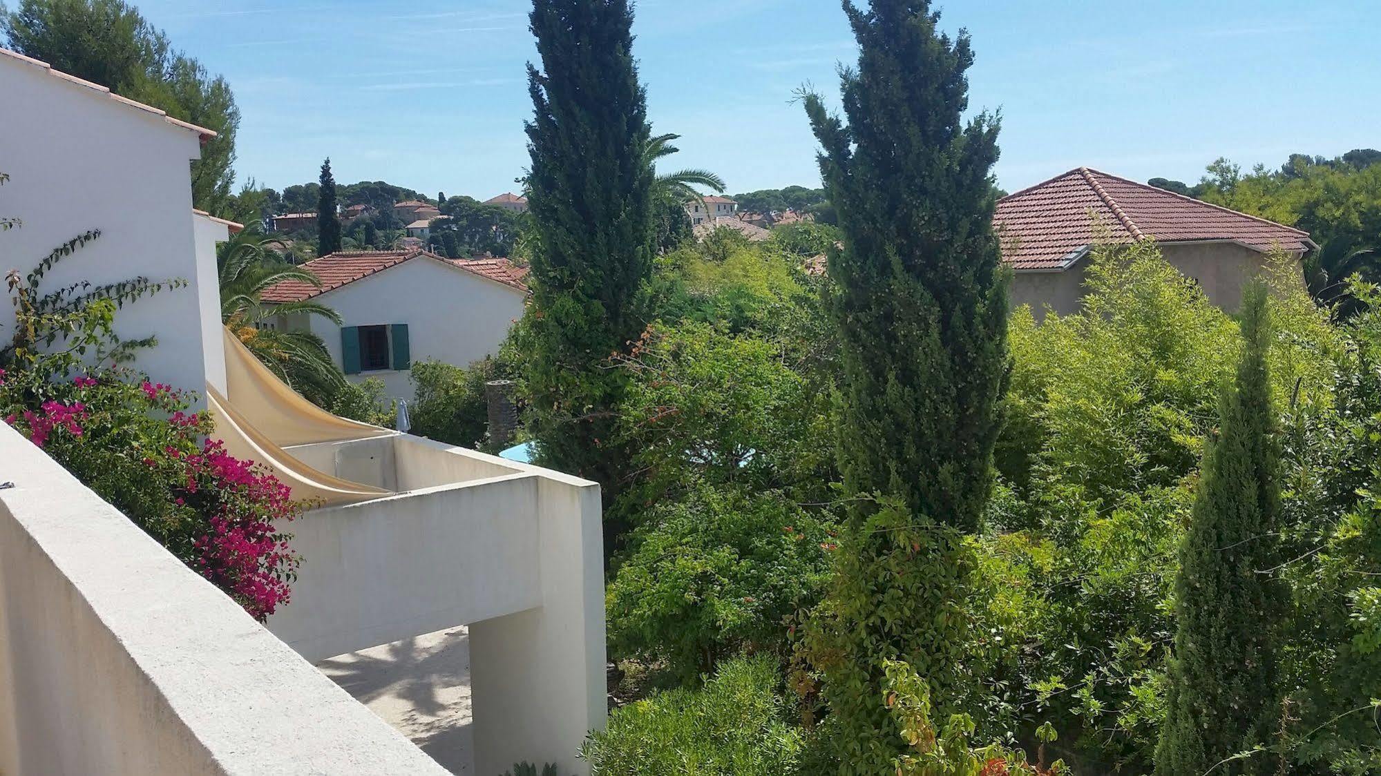 Le Synaya Hotel
