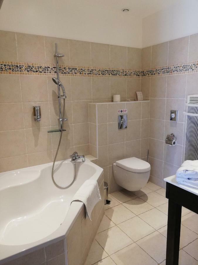 Le Synaya Hotel 3*